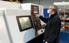 <b>加工中常见的缺陷类型包罗气孔、松散、缩孔、</b>